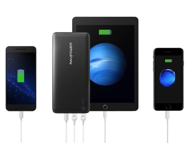 Anker USB-C battery bank for Galaxy S8