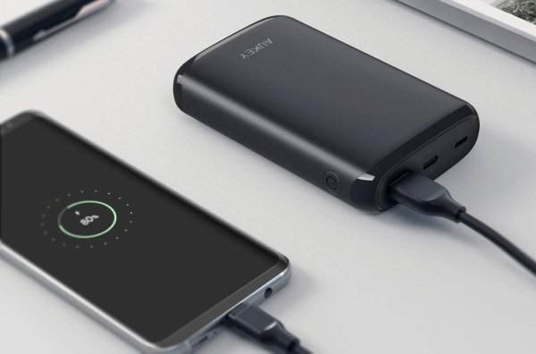 Oneplus 7 dashcharge portable charger
