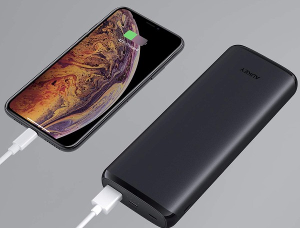Best High Capacity Power bank for iPhone 8 Plus with USB-PD