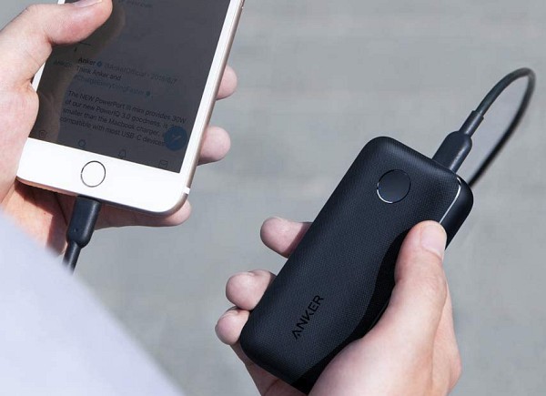 smallest fast-charging power bank for iPhone 12 Pro Max